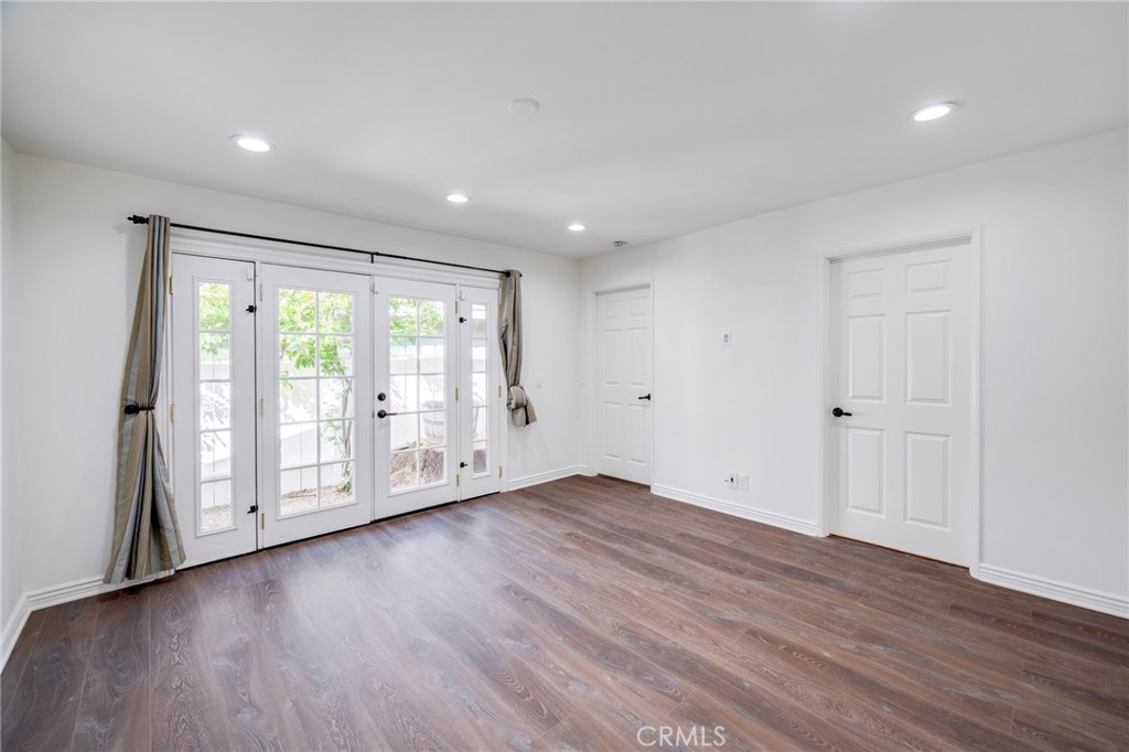 7126 Atheling Way Property Photo 12