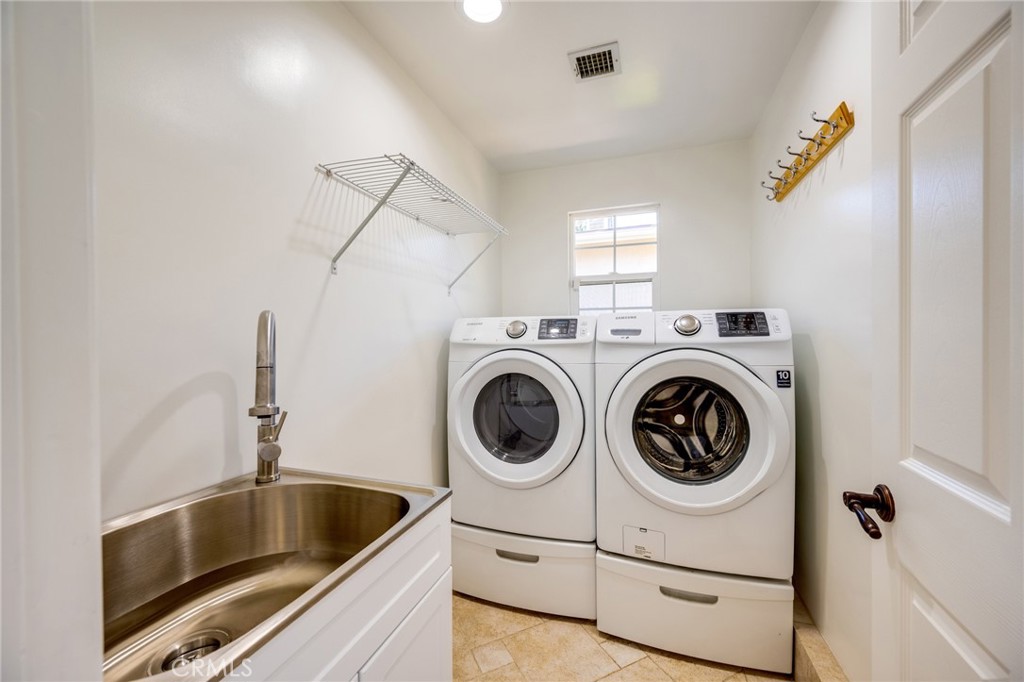 7126 Atheling Way Property Photo 21