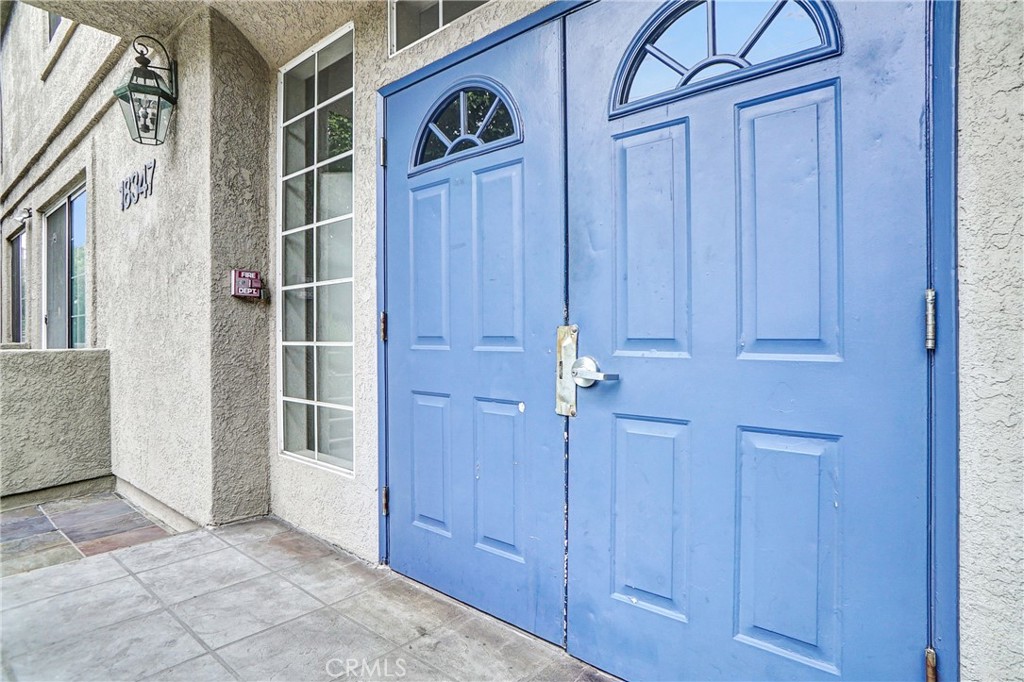 18347 Saticoy 7 Property Photo 3