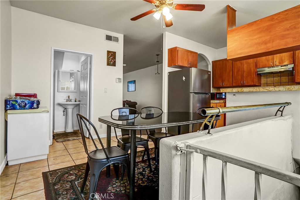 18347 Saticoy 7 Property Photo 12