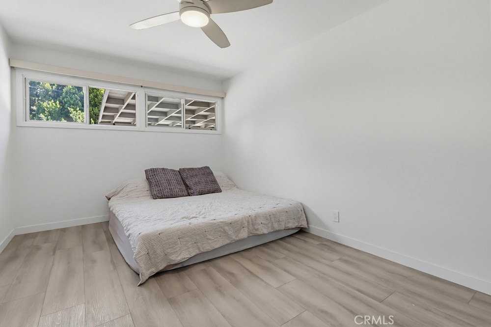 7058 Fullbright Property Photo 23