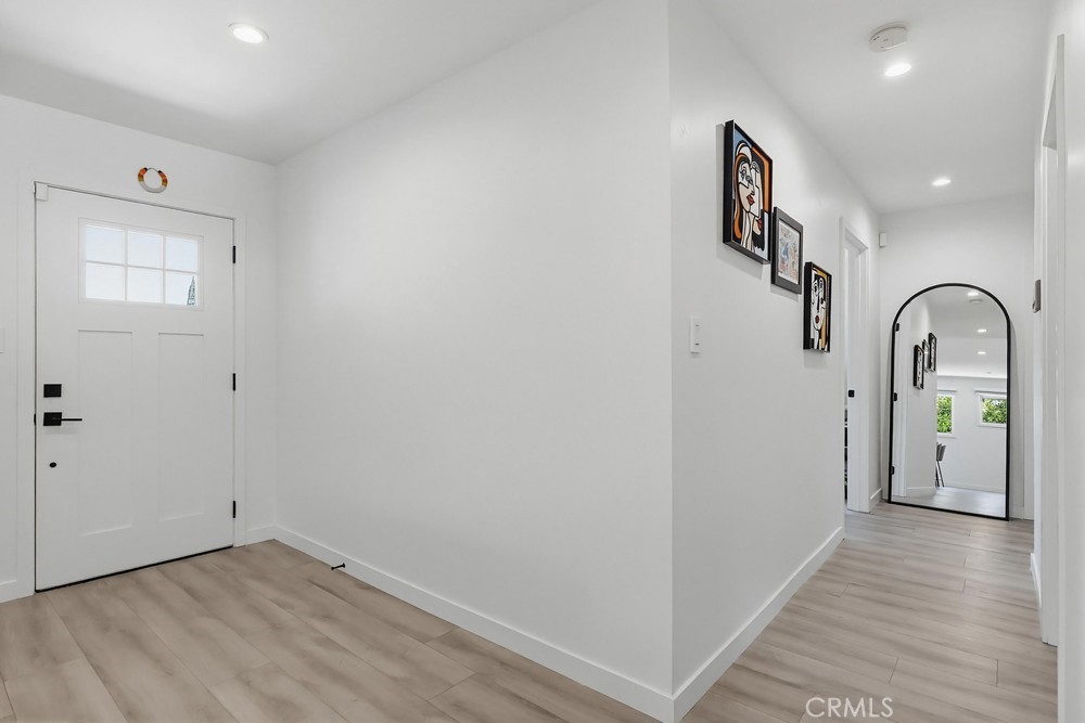7058 Fullbright Property Photo 25