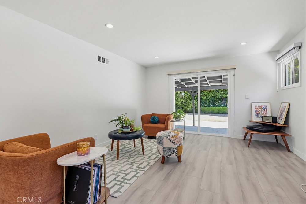 7058 Fullbright Property Photo 29