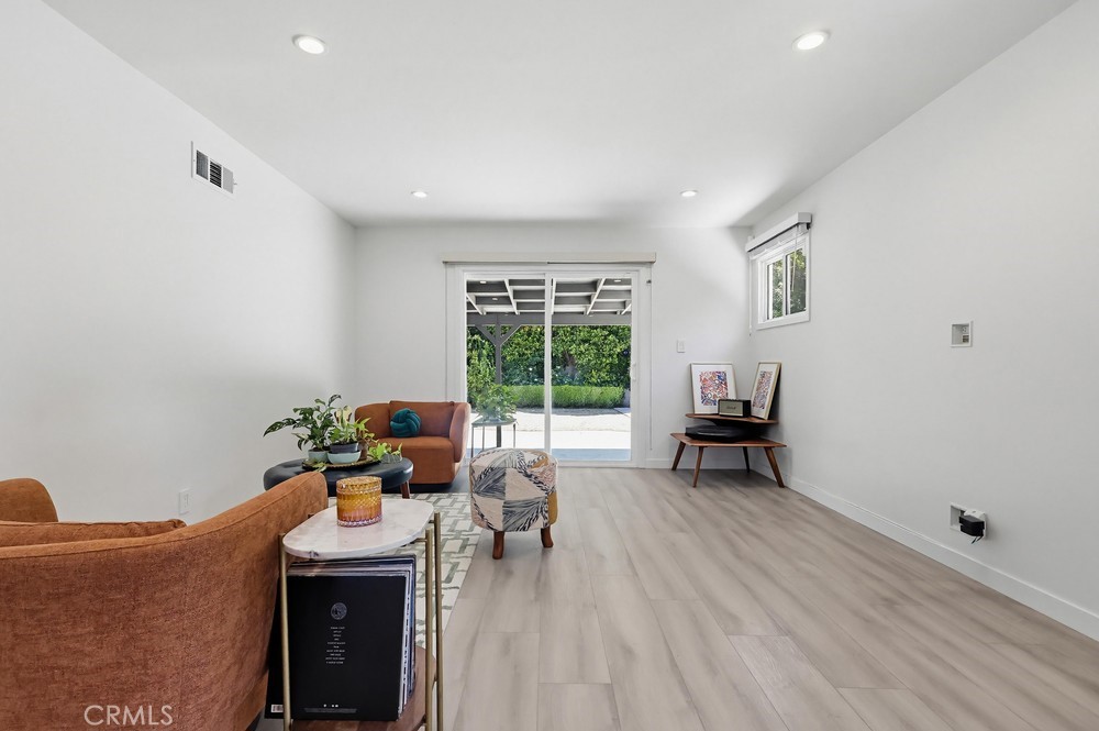 7058 Fullbright Property Photo 30