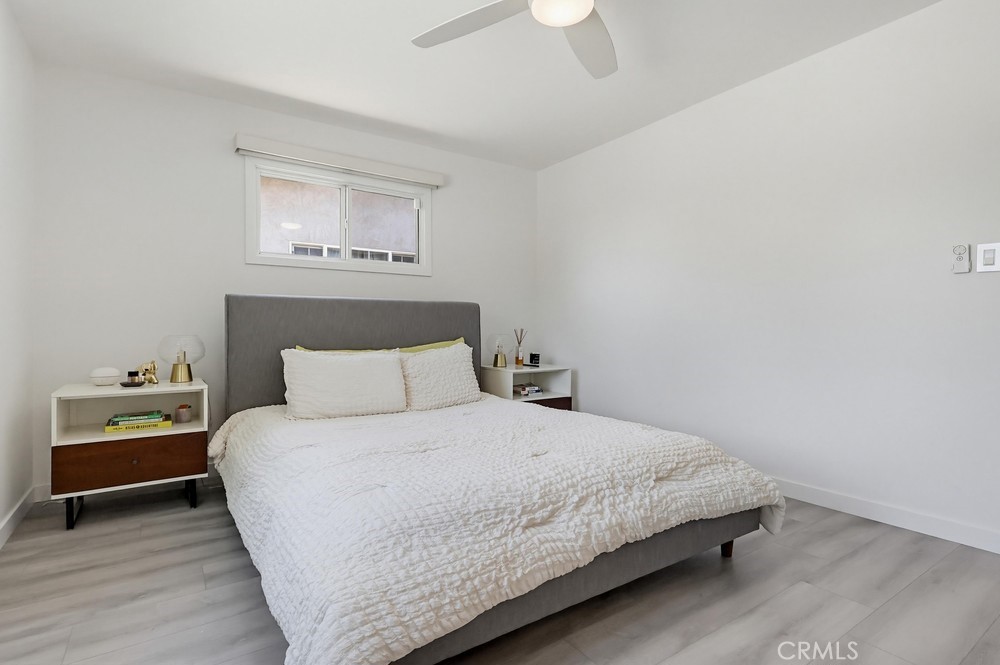 7058 Fullbright Property Photo 31