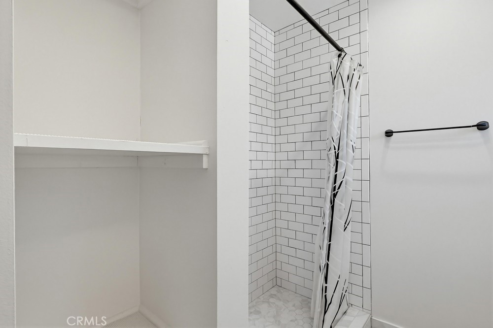 7058 Fullbright Property Photo 47