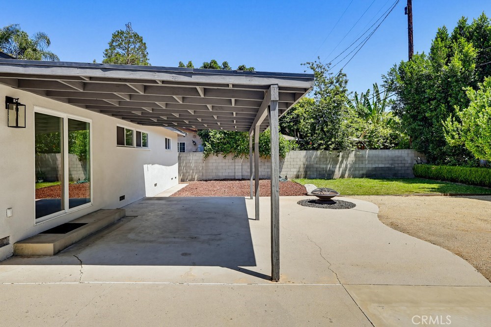 7058 Fullbright Property Photo 53