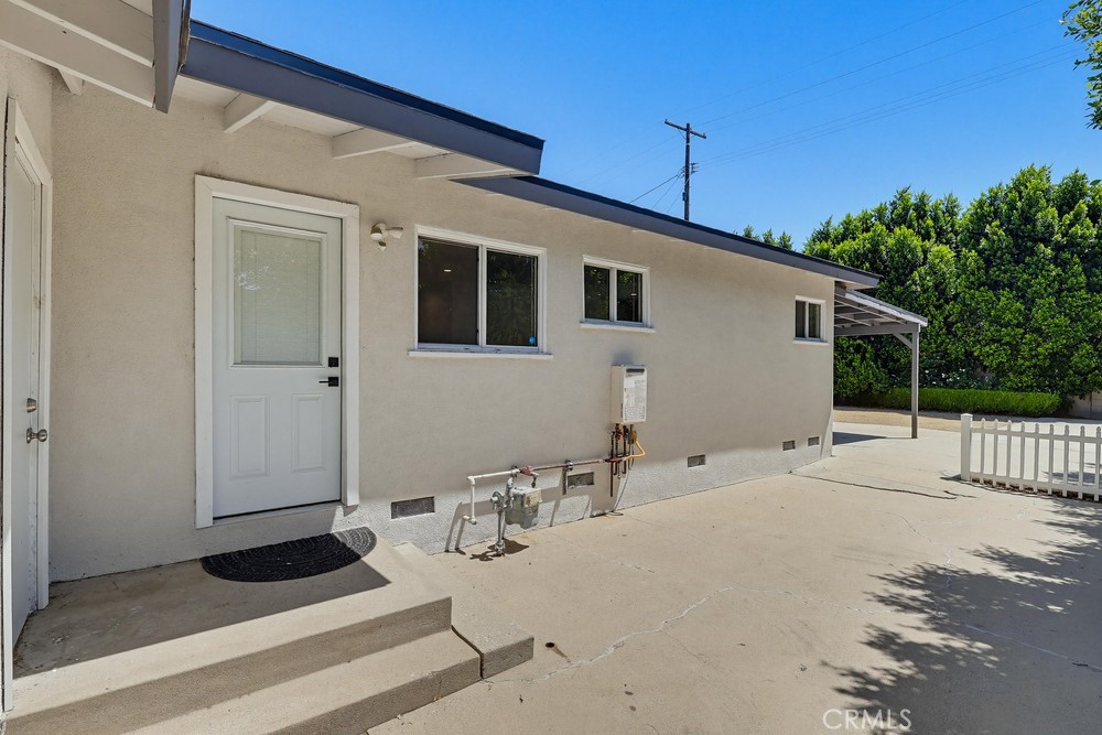 7058 Fullbright Property Photo 60