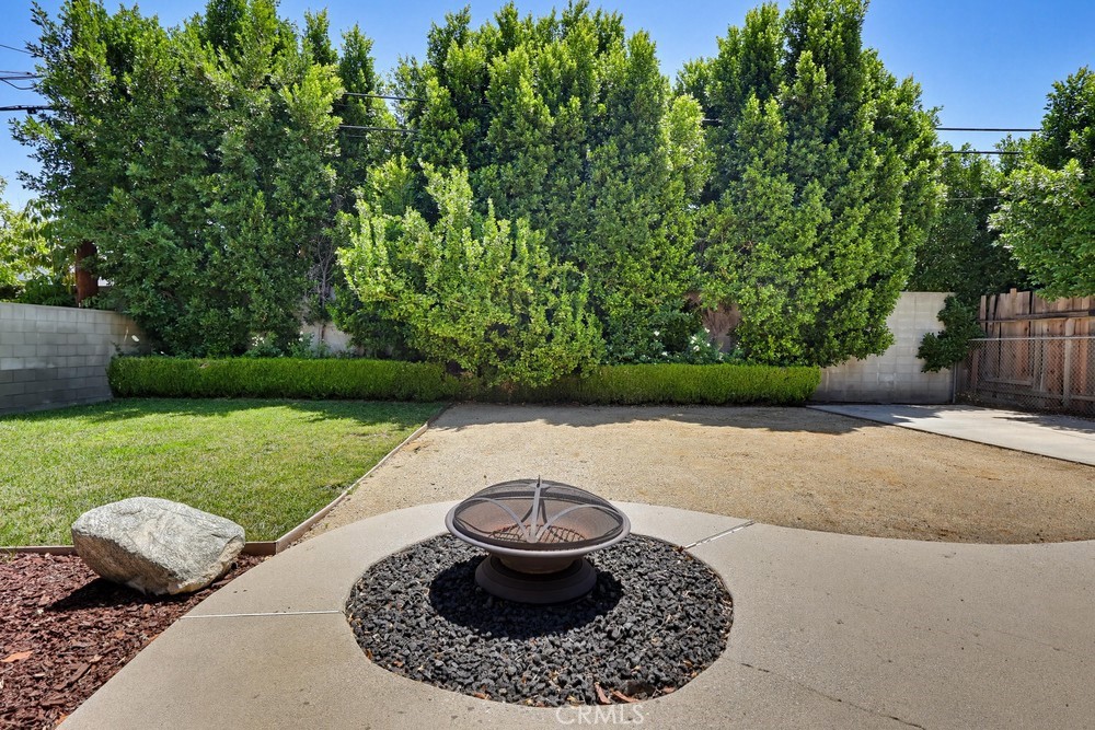7058 Fullbright Property Photo 61