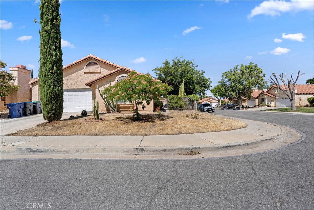37513 Rosewood Property Photo 2