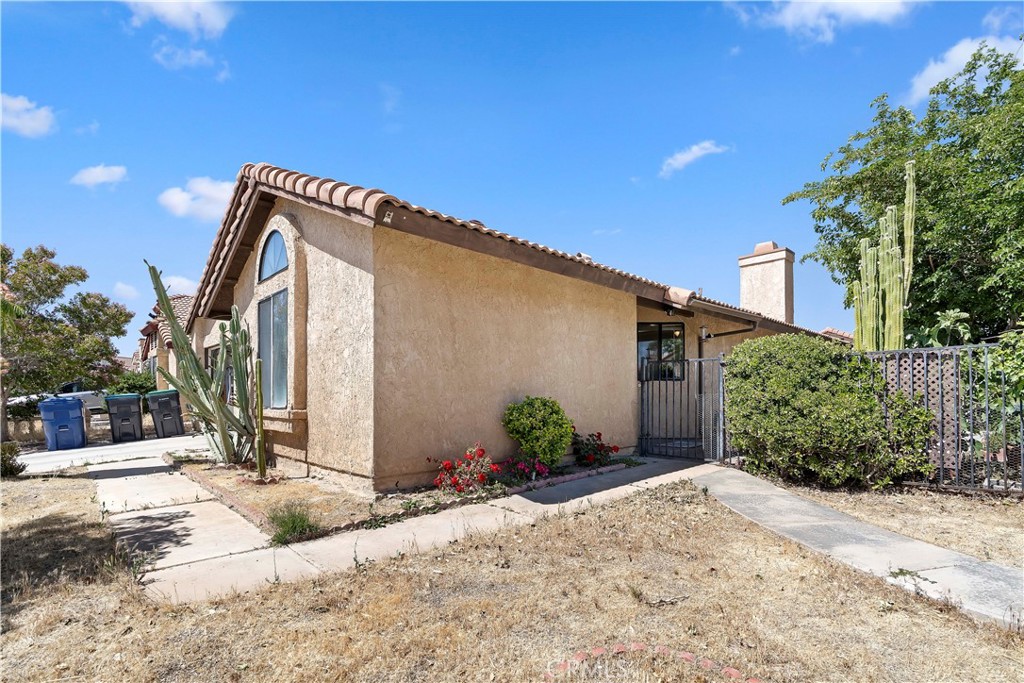 37513 Rosewood Property Photo 4