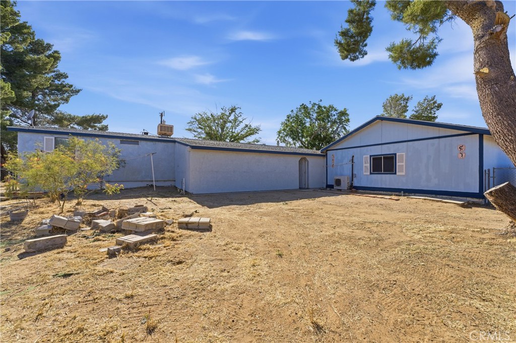 43300 43rd W Property Photo 5