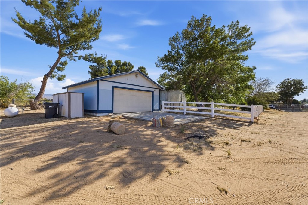 43300 43rd W Property Photo 6