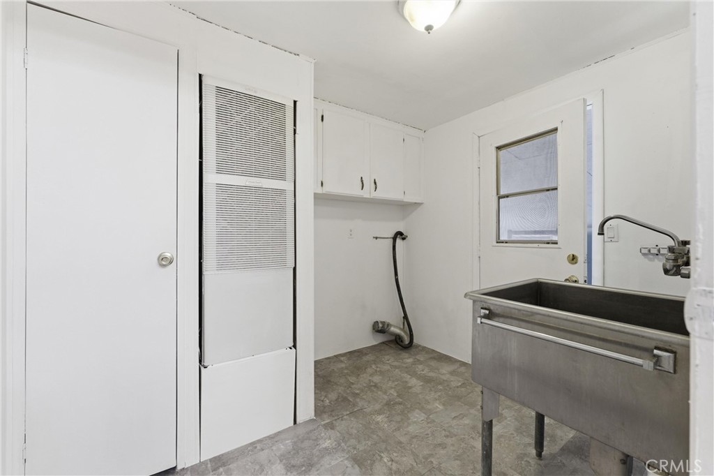 43300 43rd W Property Photo 17