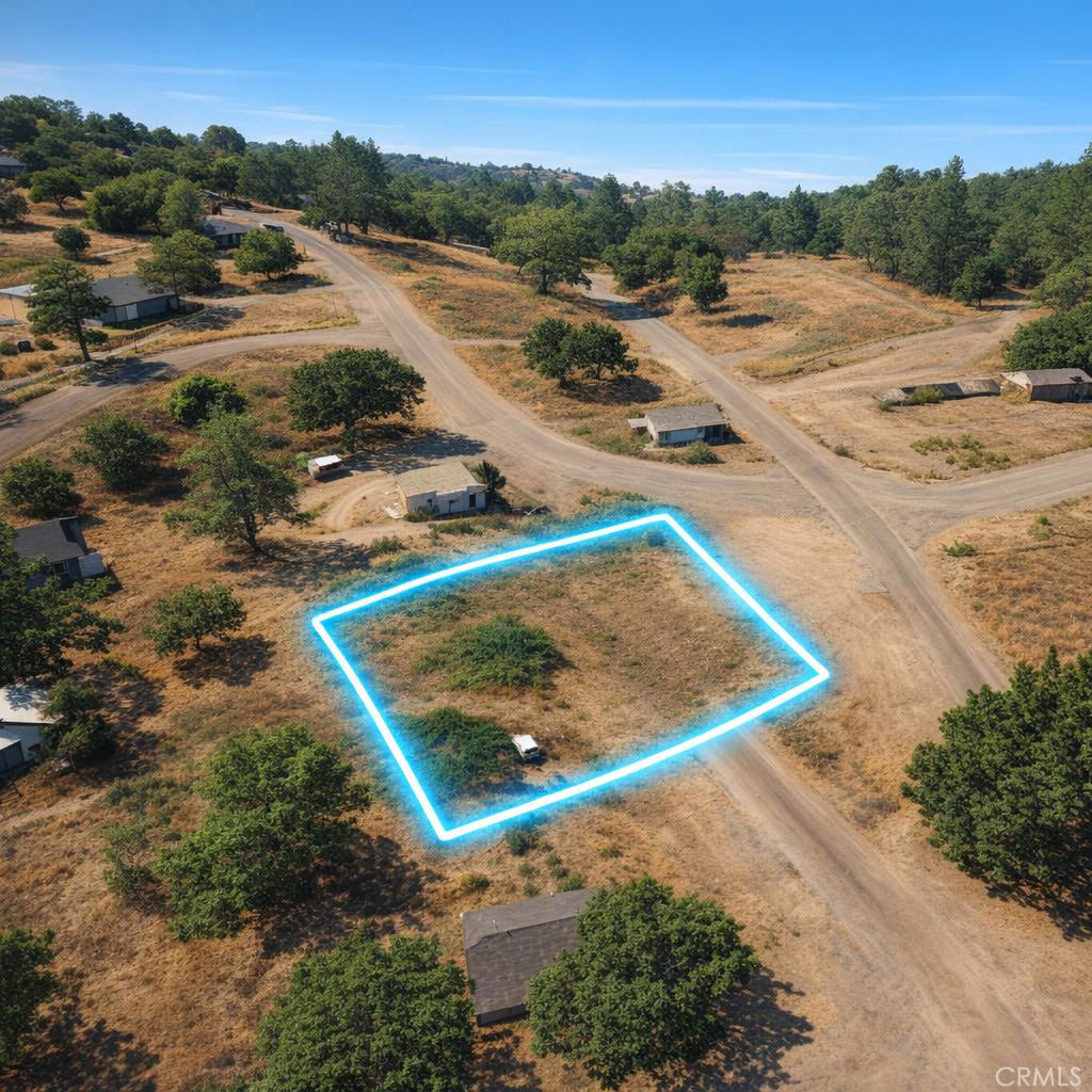 0 Front Property Photo 4