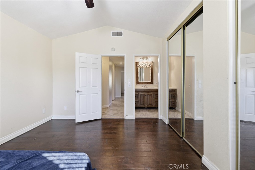 39331 Thames Court Property Photo 21