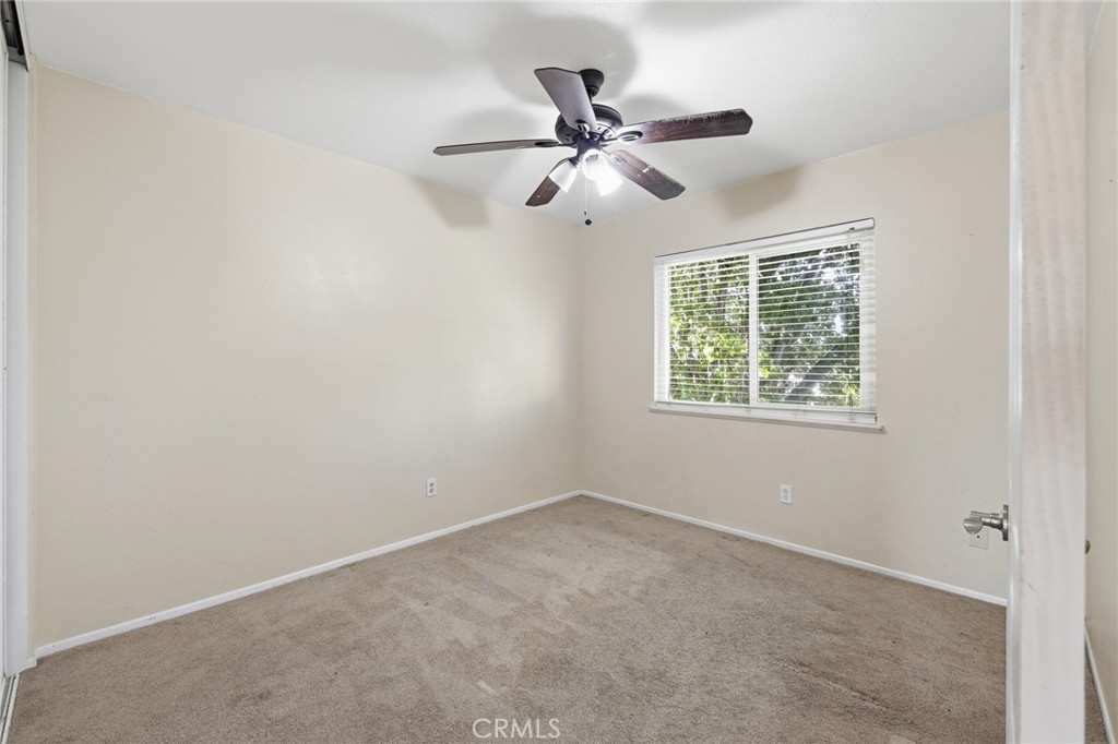 39331 Thames Court Property Photo 23