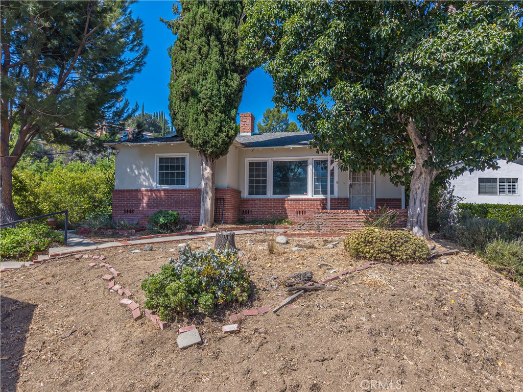 21516 Villena Property Photo 1