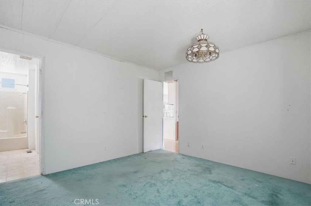 909 Louise Way Property Photo 17