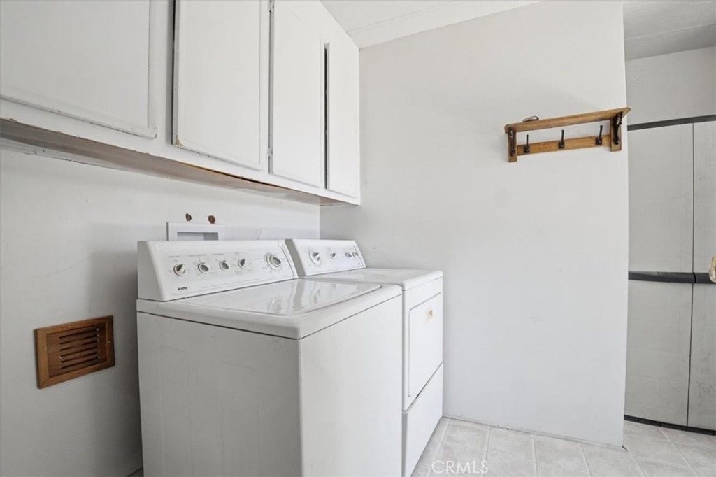 909 Louise Way Property Photo 26