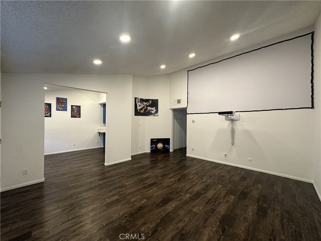 5500 Lindley 222 Property Photo 2