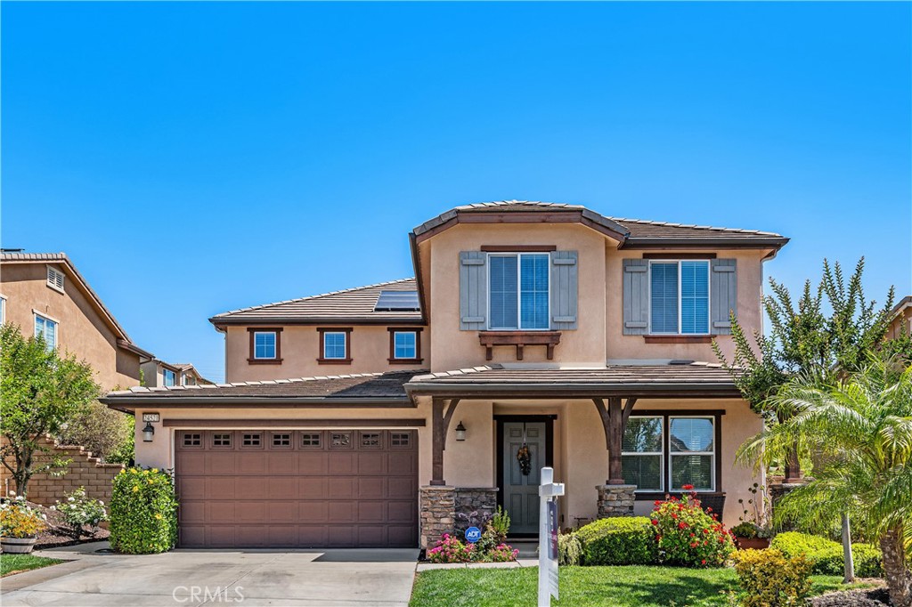 24521 Rosette Property Photo 2