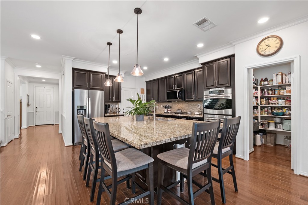 24521 Rosette Property Photo 6