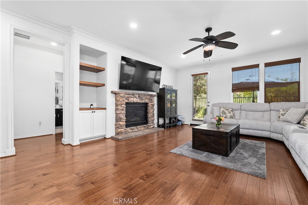 24521 Rosette Property Photo 16