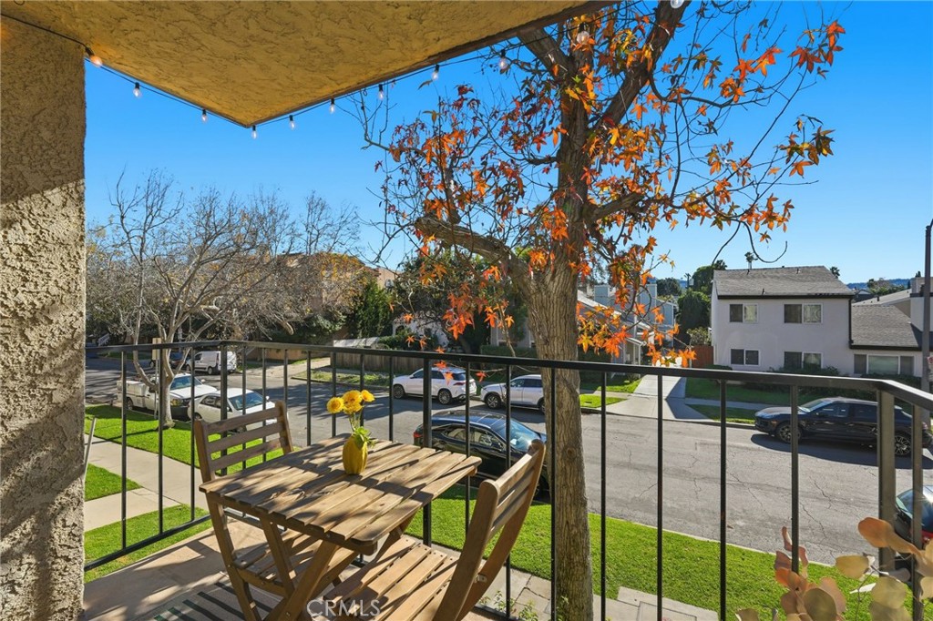 11127 La Maida 9 Property Photo 15