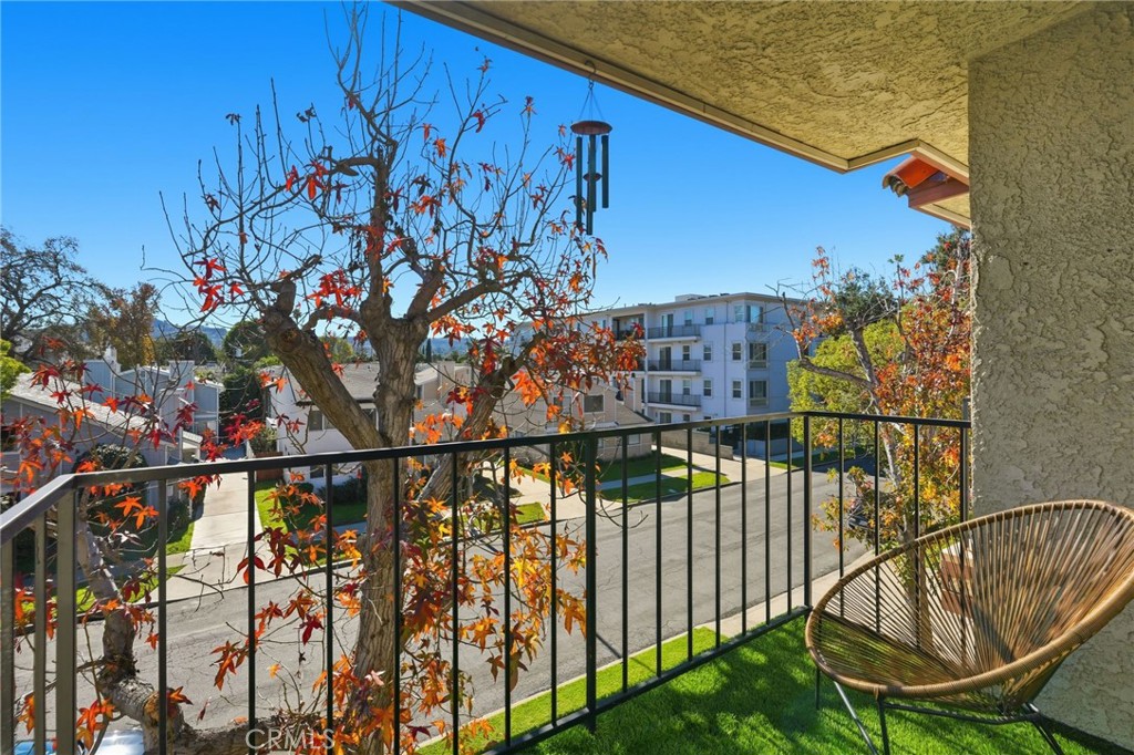 11127 La Maida 9 Property Photo 29