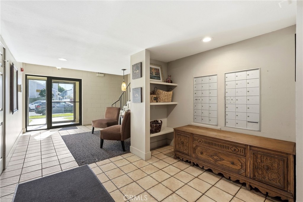 11127 La Maida 9 Property Photo 50