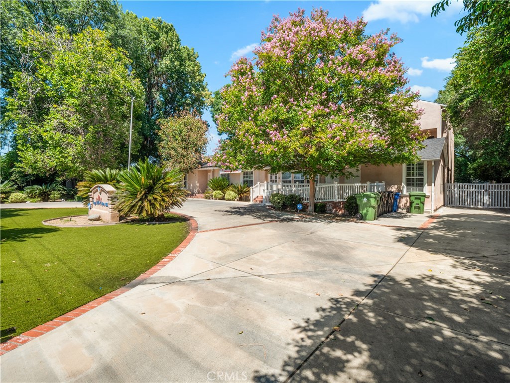 7556 Hesperia Avenue Property Photo 4