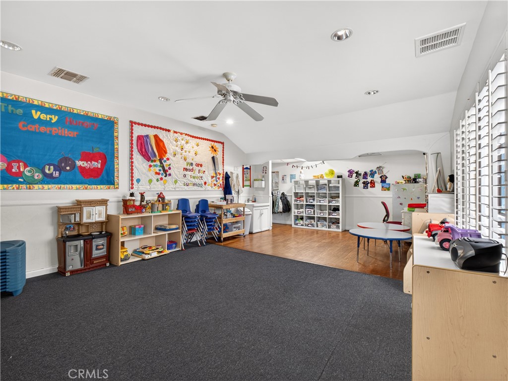 7556 Hesperia Avenue Property Photo 25