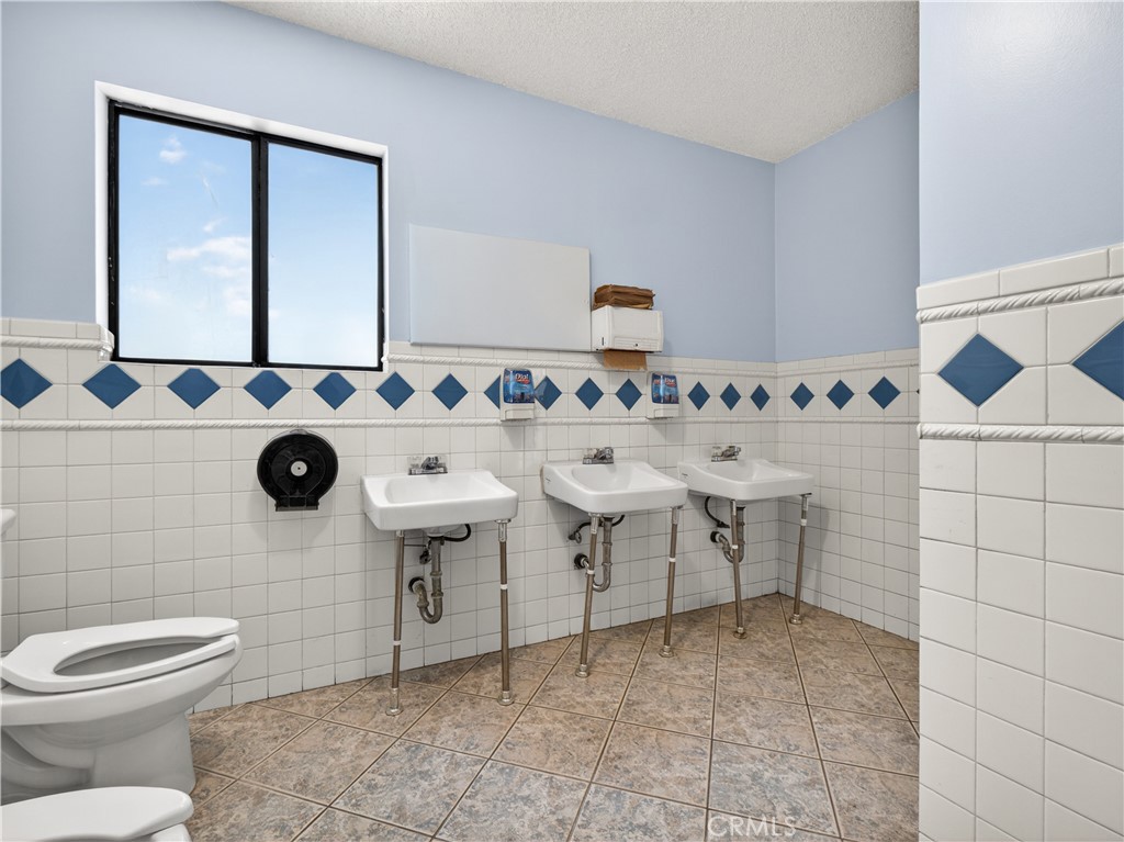 7556 Hesperia Avenue Property Photo 35