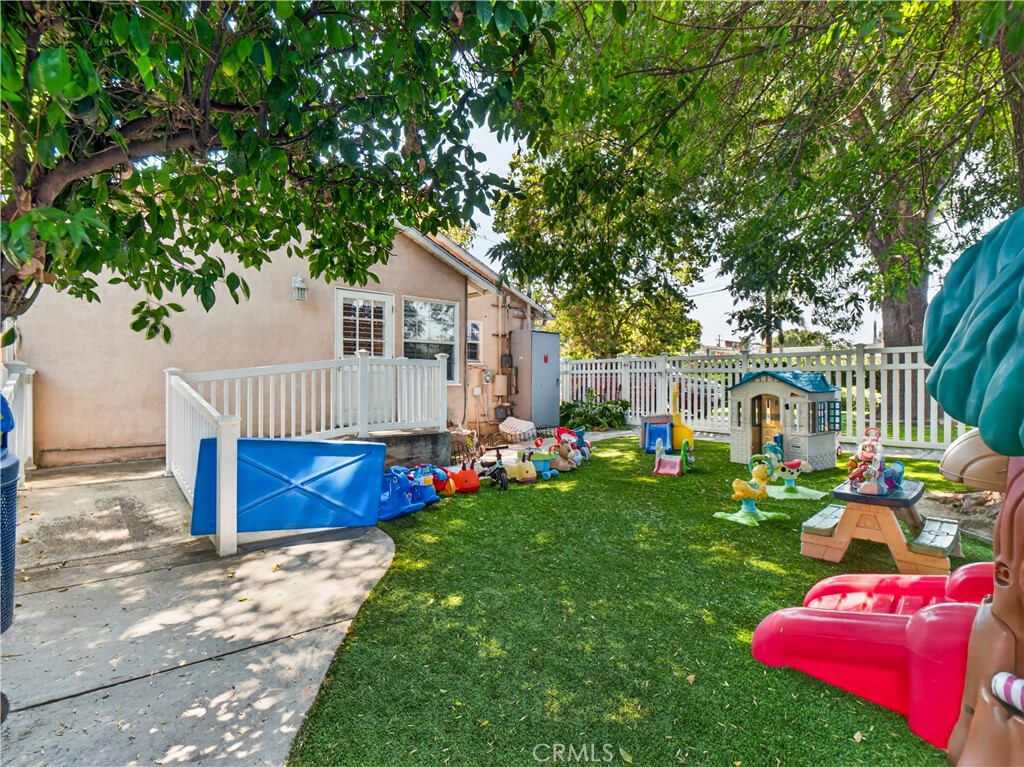 7556 Hesperia Avenue Property Photo 40