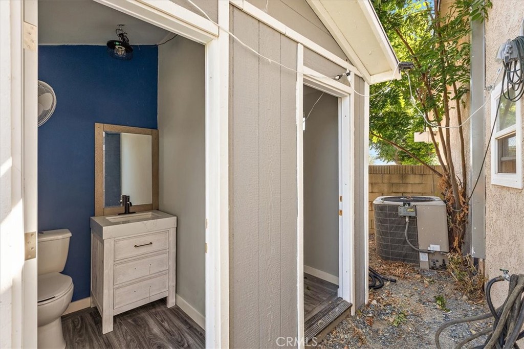 4248 Stone Property Photo 38