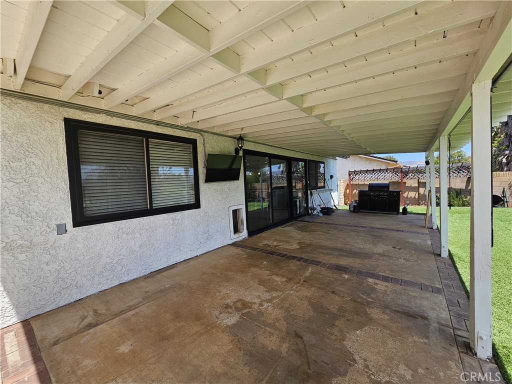 4722 Summit Property Photo 25