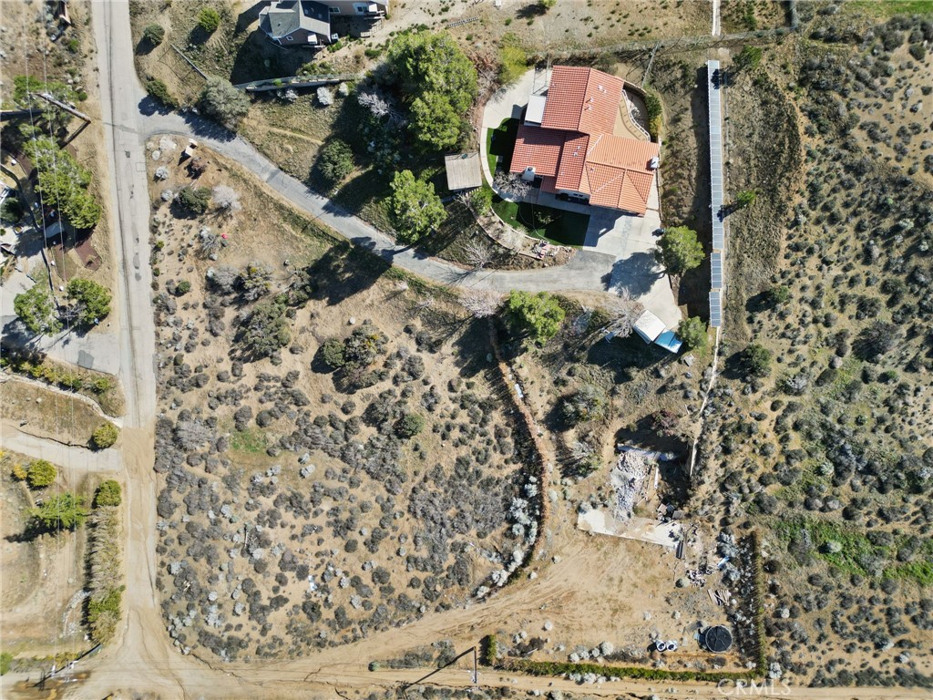 1138 Lakeview Property Photo 4