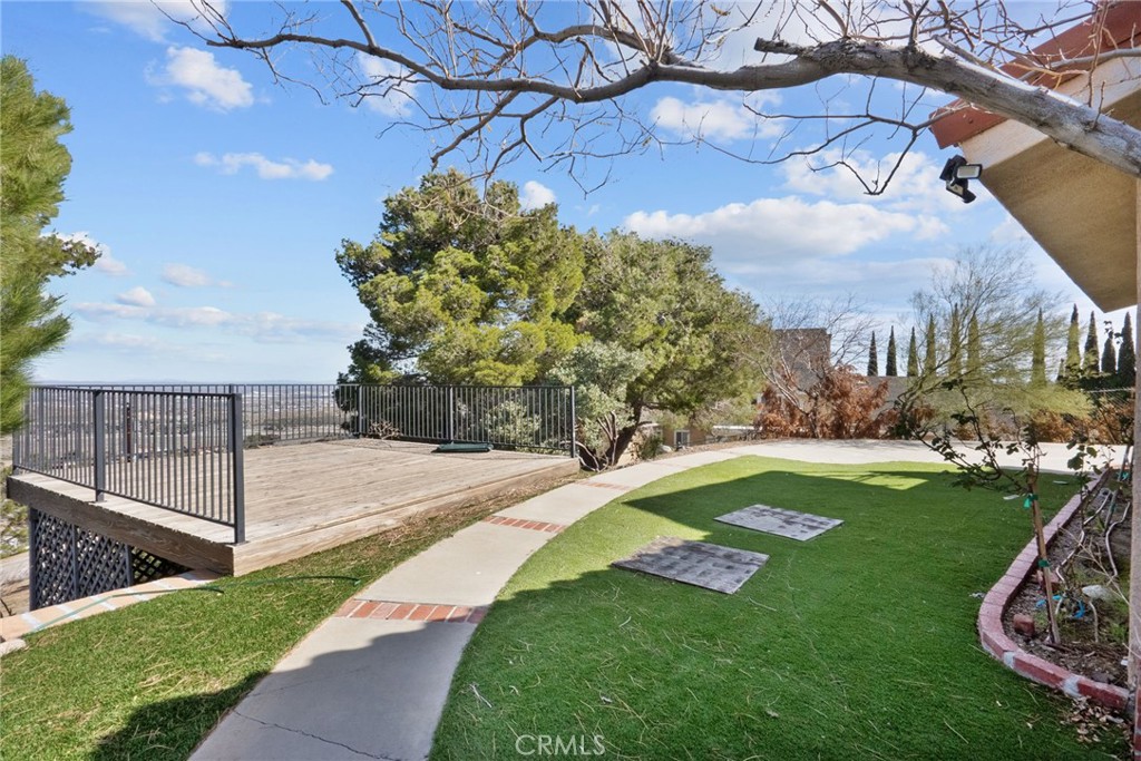 1138 Lakeview Property Photo 8