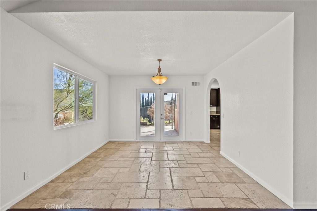 1138 Lakeview Property Photo 18