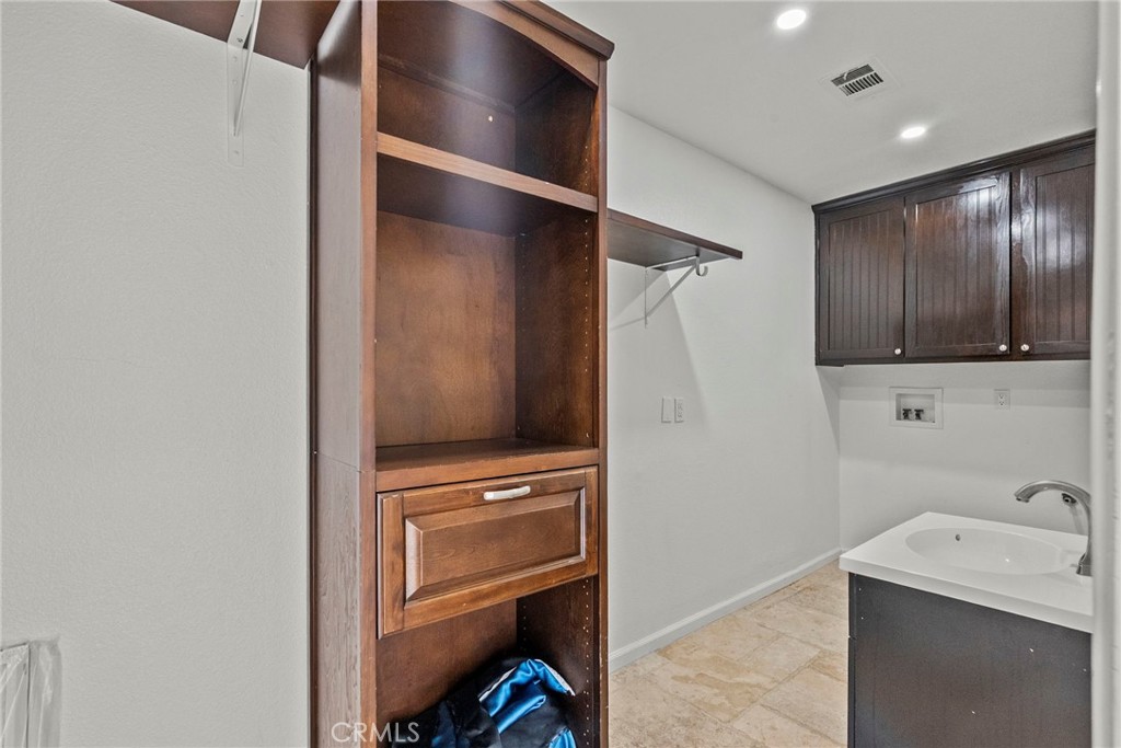 1138 Lakeview Property Photo 34