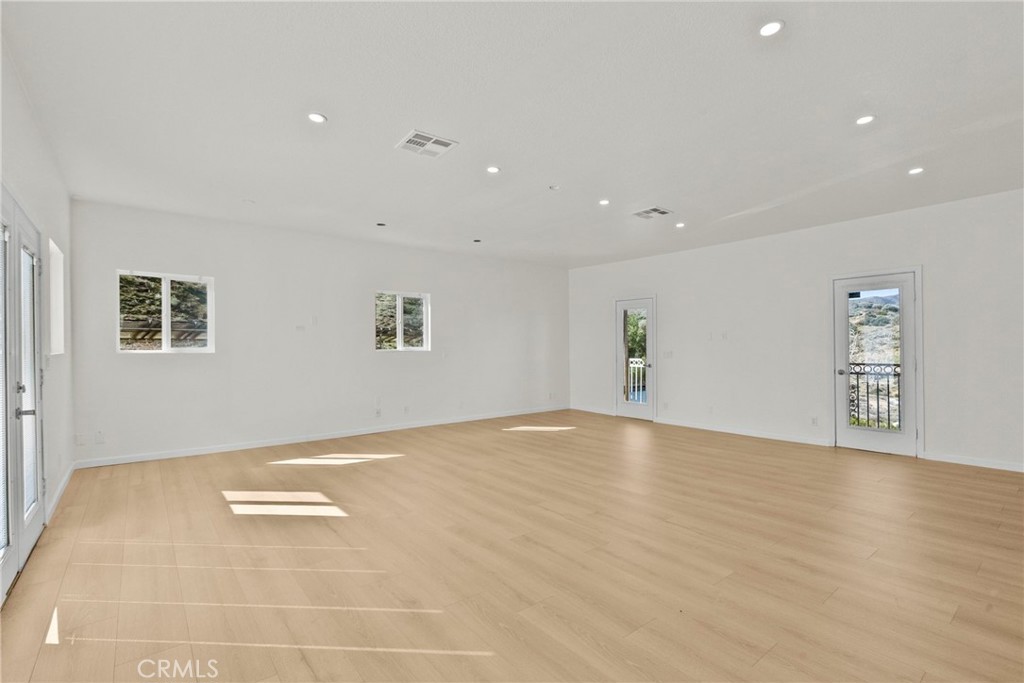 1138 Lakeview Property Photo 45