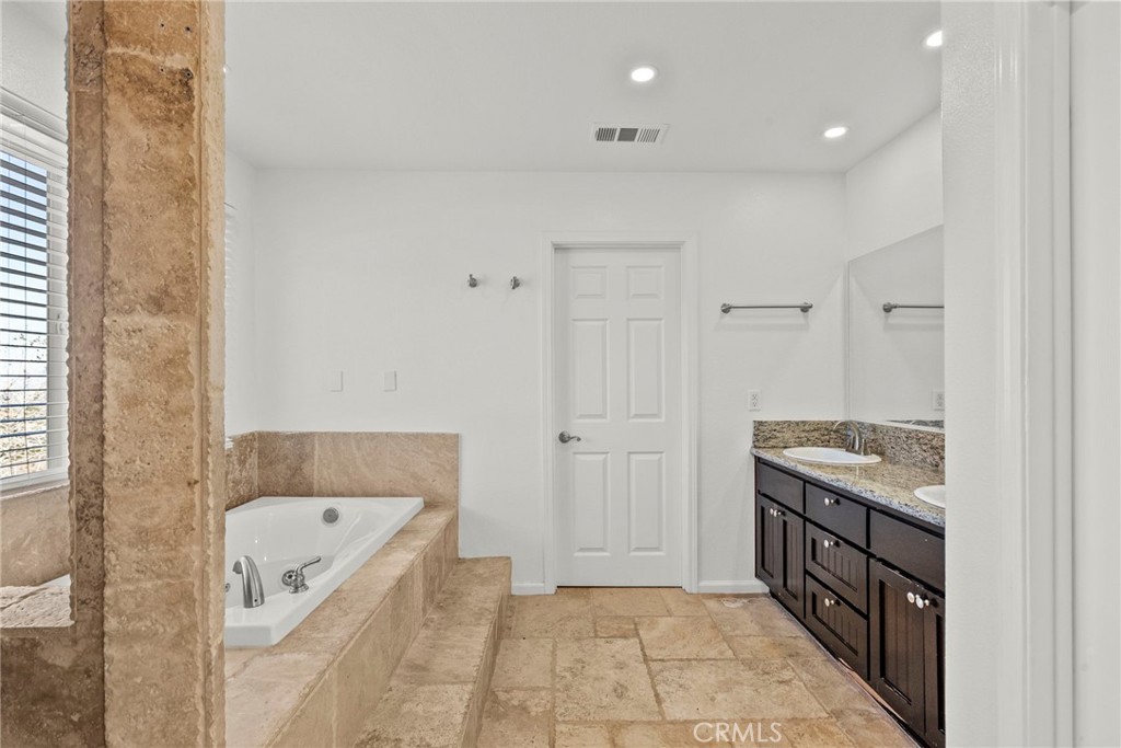 1138 Lakeview Property Photo 48