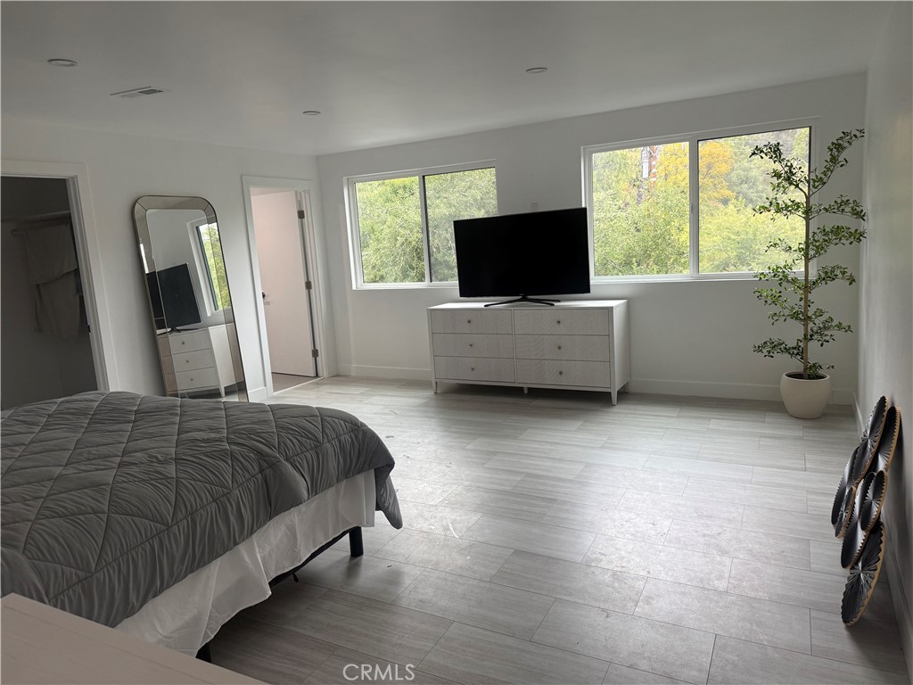 2600 Topanga Skyline Property Photo 14