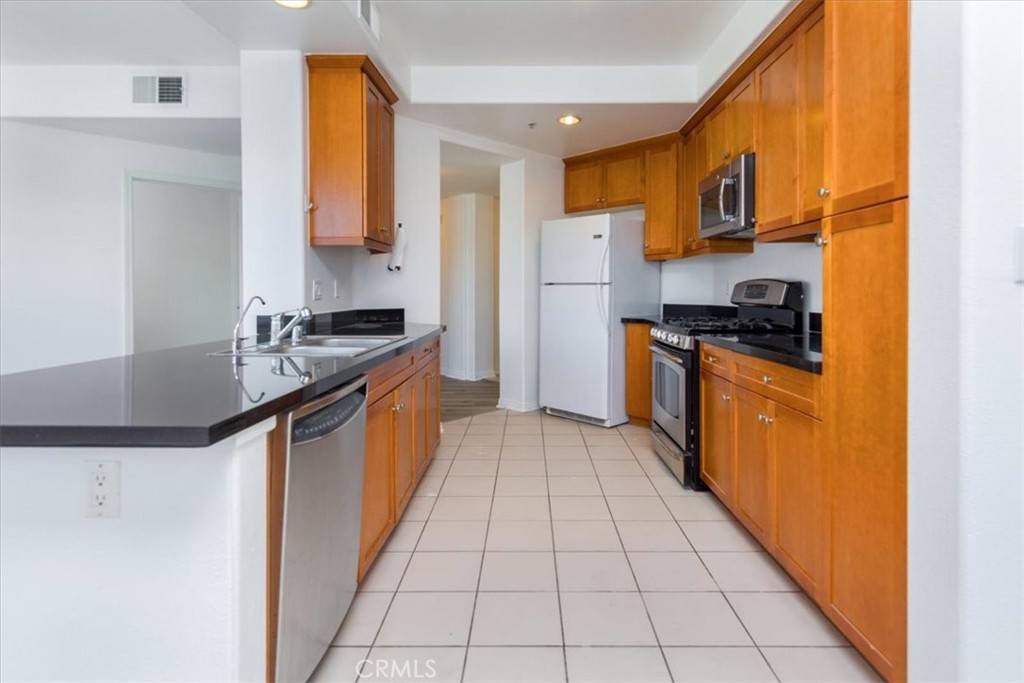 360 W Avenue 26 419 Property Photo 6