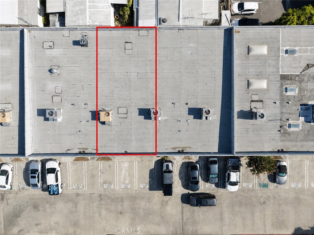 21352 Nordhoff Property Photo 4