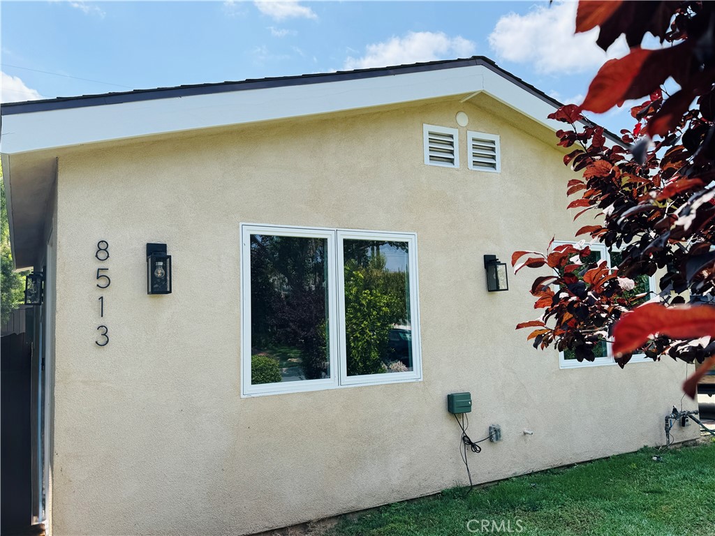 8513 Remmet Property Photo 14