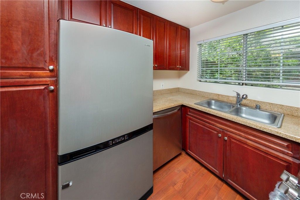 5510 Owensmouth Ave 204 Property Photo 7