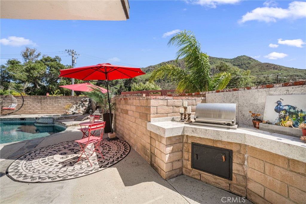 2305 Waring Property Photo 49