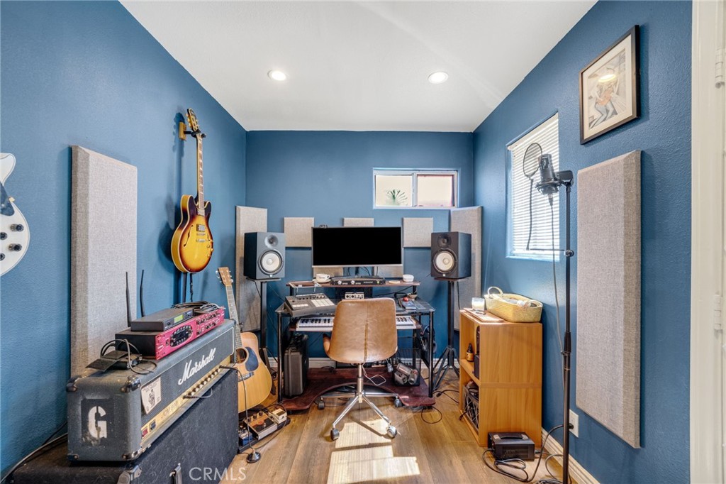 2305 Waring Property Photo 54